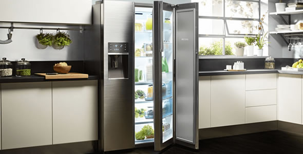 Réfrigérateur multi-portes